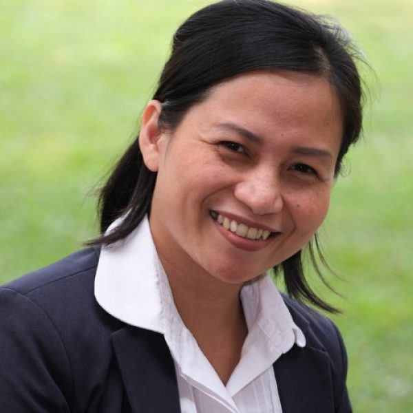 Ariani Tandi Padang, M.Pd.