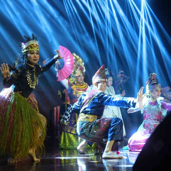 168 Mahasiswa Tampil Memukau di UPH Talent Show 2024!