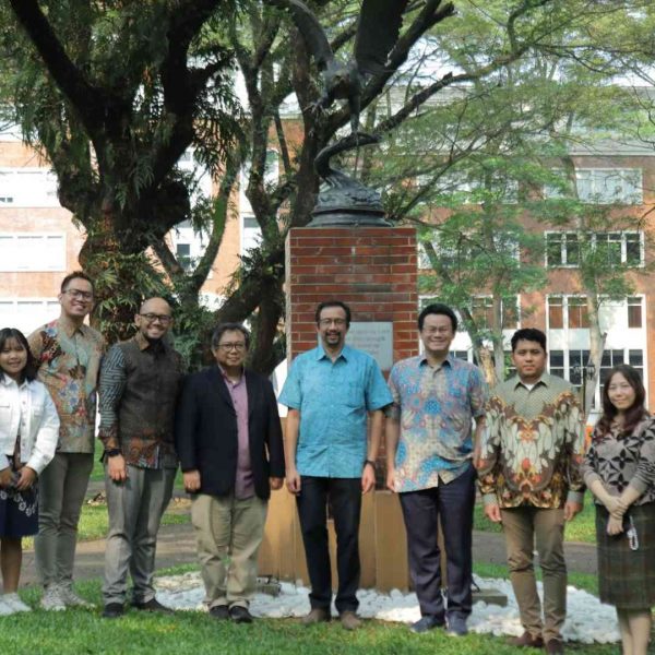 Dosen FTI UPH Raih Hibah Kemendikbudristek, Kembangkan Program Pembelajaran Generative AI for Students