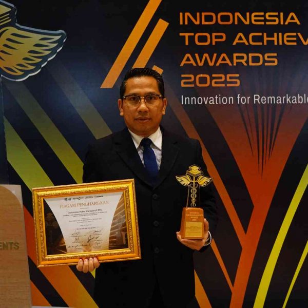 UPH Raih Penghargaan Indonesia Top Achievements Awards 2025 dari Metro TV