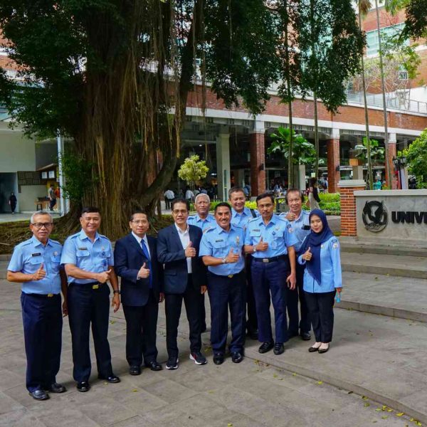 UPH Jadi Rujukan Studi Banding Yayasan Adi Upaya, Bahas Strategi Pengelolaan Akademik hingga Manajemen Kampus